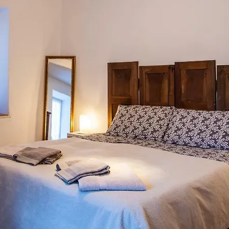 Al Vicolo Del Gallo Guest house