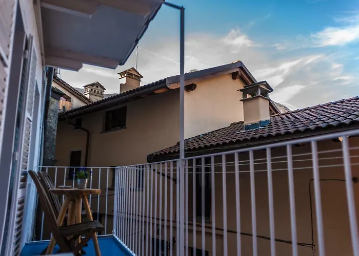 Al Vicolo Del Gallo Guest house Varallo